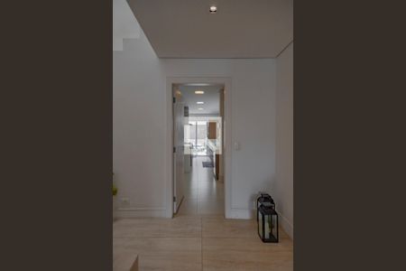 Casa à venda com 400m², 4 quartos e 4 vagasCorredor Sala