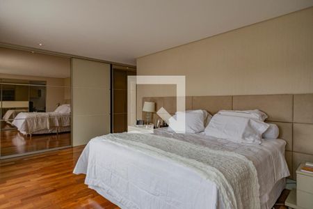 Casa à venda com 400m², 4 quartos e 4 vagasQuarto 3 - Suíte