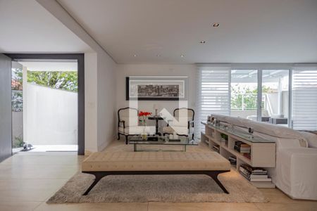 Casa à venda com 400m², 4 quartos e 4 vagasSala