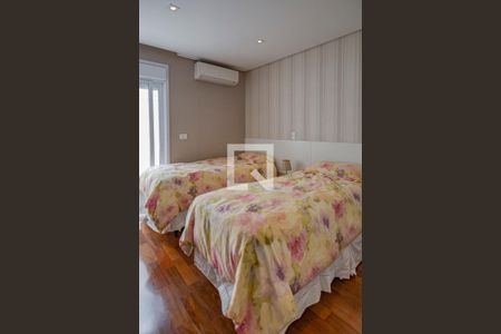 Casa à venda com 400m², 4 quartos e 4 vagasQuarto 1 - Suíte