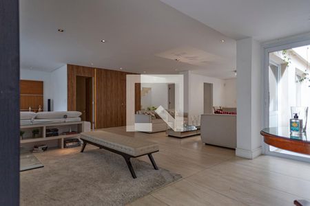 Casa à venda com 400m², 4 quartos e 4 vagasSala