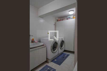 Casa à venda com 400m², 4 quartos e 4 vagasLavanderia