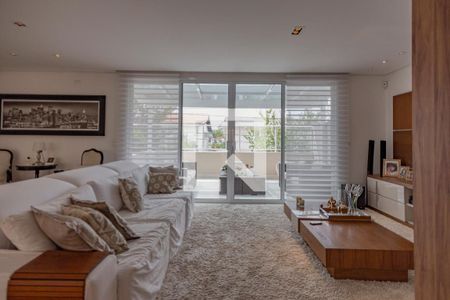 Casa à venda com 400m², 4 quartos e 4 vagasSala de TV