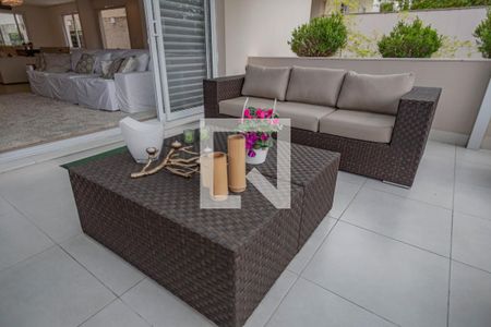 Casa à venda com 400m², 4 quartos e 4 vagasVaranda Sala