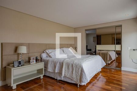 Casa à venda com 400m², 4 quartos e 4 vagasQuarto 3 - Suíte