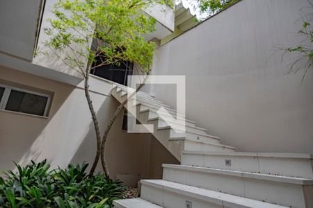 Casa à venda com 400m², 4 quartos e 4 vagasEntrada