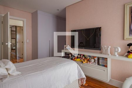 Casa à venda com 400m², 4 quartos e 4 vagasQuarto 2 - Suíte