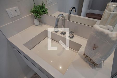 Casa à venda com 400m², 4 quartos e 4 vagasBanheiro da Suíte 1