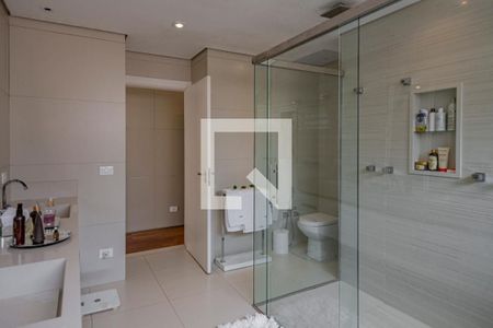 Casa à venda com 400m², 4 quartos e 4 vagasBanheiro da Suíte 3