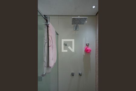 Casa à venda com 400m², 4 quartos e 4 vagasBanheiro da Suíte 2