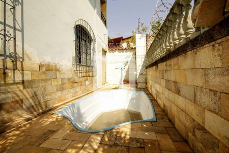 Casa à venda com 252m², 7 quartos e 3 vagas