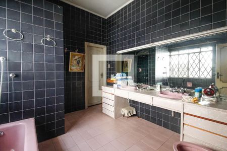 Casa à venda com 519m², 4 quartos e 3 vagasSuíte