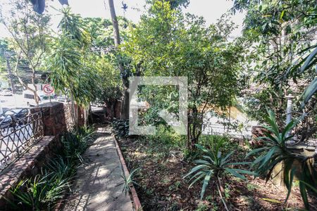 Casa à venda com 519m², 4 quartos e 3 vagasJardim