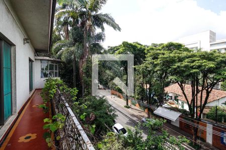 Casa à venda com 519m², 4 quartos e 3 vagasVista