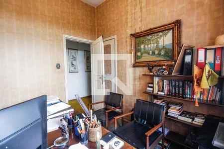 Casa à venda com 519m², 4 quartos e 3 vagasEscritório