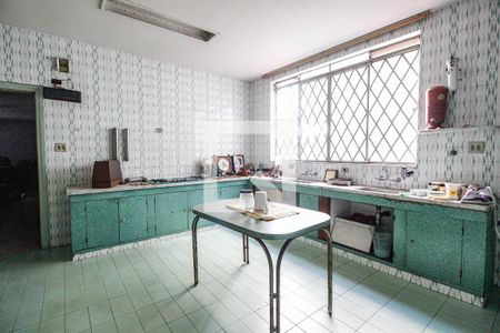 Casa à venda com 519m², 4 quartos e 3 vagasCozinha 1