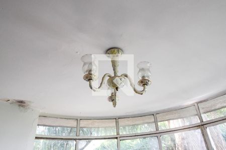 Casa à venda com 519m², 4 quartos e 3 vagasQuarto de serviço 2