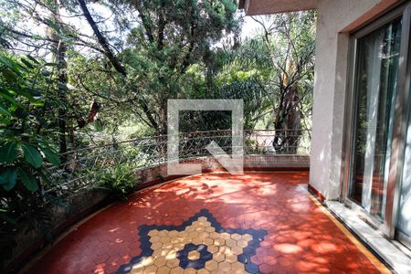 Casa à venda com 519m², 4 quartos e 3 vagasVaranda