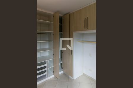 Quarto 1   de apartamento para alugar com 2 quartos, 65m² em Vila Gustavo, São Paulo