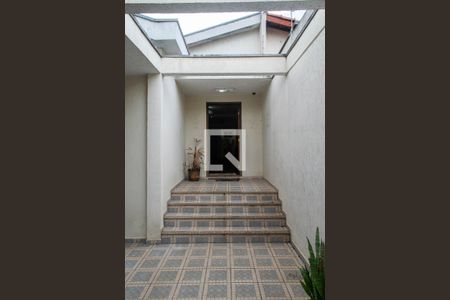 Casa para alugar com 150m², 3 quartos e 3 vagas Casa para alugar com 150m², 3 quartos e 3 vagasentrada