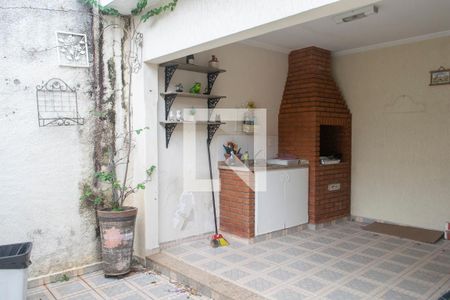 Casa para alugar com 150m², 3 quartos e 3 vagas Casa para alugar com 150m², 3 quartos e 3 vagasquintal