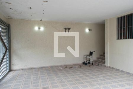 Casa para alugar com 150m², 3 quartos e 3 vagas Casa para alugar com 150m², 3 quartos e 3 vagasgaragem