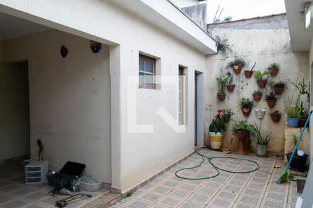 Casa para alugar com 150m², 3 quartos e 3 vagas Casa para alugar com 150m², 3 quartos e 3 vagasquintal