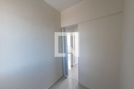 Apartamento para alugar com 76m², 3 quartos e sem vagaQuarto 3