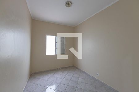 Quarto 2 de casa à venda com 2 quartos, 150m² em Vila Canero, São Paulo