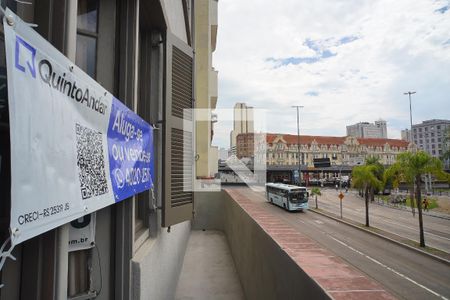 Sala - Varanda de casa à venda com 3 quartos, 300m² em Floresta, Porto Alegre