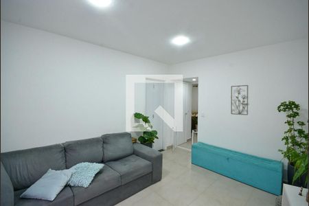 Sala de TV de casa à venda com 3 quartos, 150m² em Jardim Maria Estela, São Paulo