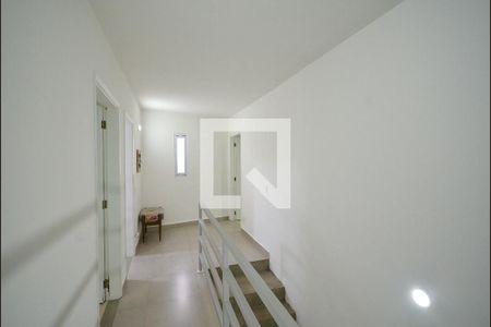 Casa à venda com 150m², 3 quartos e 2 vagas Casa à venda com 150m², 3 quartos e 2 vagasCirculação