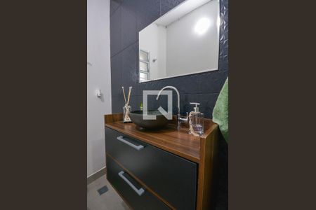 Casa à venda com 150m², 3 quartos e 2 vagas Casa à venda com 150m², 3 quartos e 2 vagasLavabo