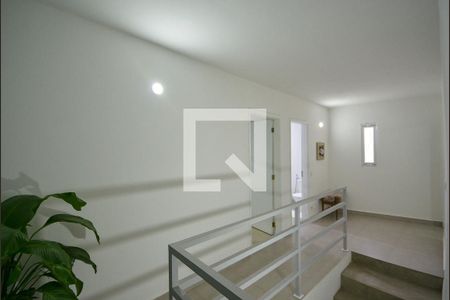Casa à venda com 150m², 3 quartos e 2 vagas Casa à venda com 150m², 3 quartos e 2 vagasCirculação