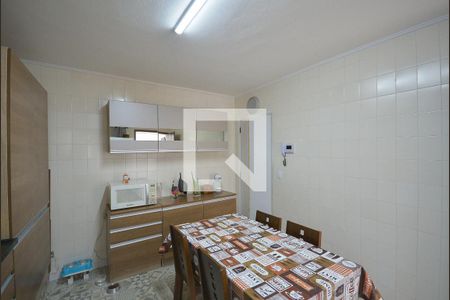 Casa à venda com 150m², 3 quartos e 2 vagas Casa à venda com 150m², 3 quartos e 2 vagasCozinha