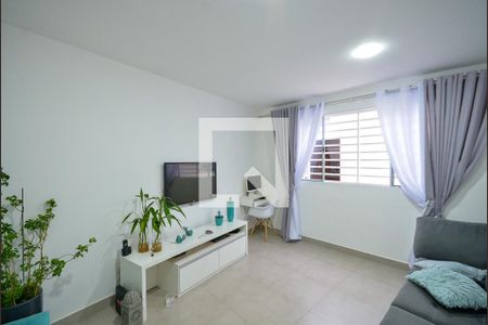 Sala de TV de casa à venda com 3 quartos, 150m² em Jardim Maria Estela, São Paulo