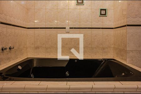Casa à venda com 298m², 4 quartos e 3 vagasBanheiro da Suíte 1