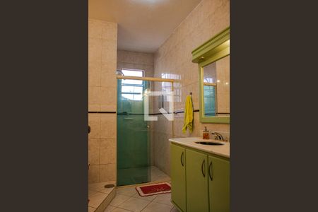 Casa à venda com 298m², 4 quartos e 3 vagasBanheiro da Suíte 1