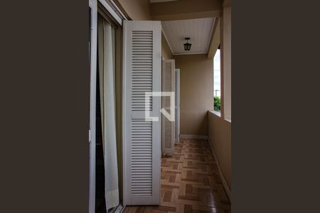 Casa à venda com 298m², 4 quartos e 3 vagasVaranda