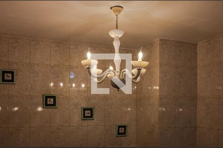 Casa à venda com 298m², 4 quartos e 3 vagasDetalhe do Banheiro 