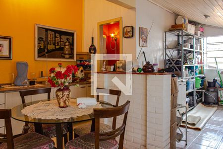Casa à venda com 298m², 4 quartos e 3 vagasSala/Cozinha