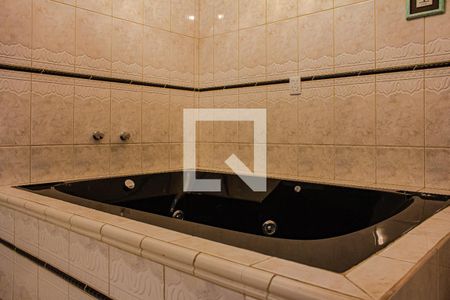 Casa à venda com 298m², 4 quartos e 3 vagasBanheiro da Suíte 1