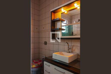 Casa à venda com 298m², 4 quartos e 3 vagasBanheiro da Suíte 2