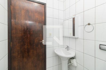 Banheiro Social de casa para alugar com 2 quartos, 80m² em Vila Nova Savoia, São Paulo