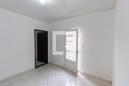 Sala de casa para alugar com 2 quartos, 70m² em Vila Nova Savoia, São Paulo