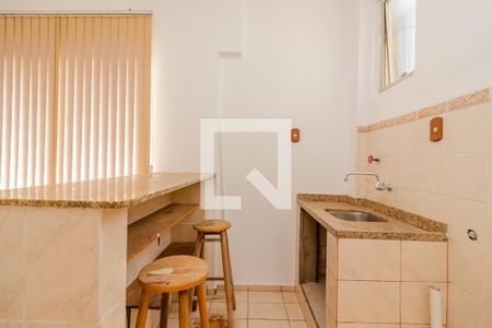 Sala/Cozinha de apartamento para alugar com 1 quarto, 50m² em Centro Histórico, Porto Alegre