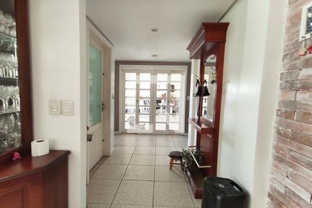 Hall de casa para alugar com 3 quartos, 225m² em Feitoria, São Leopoldo