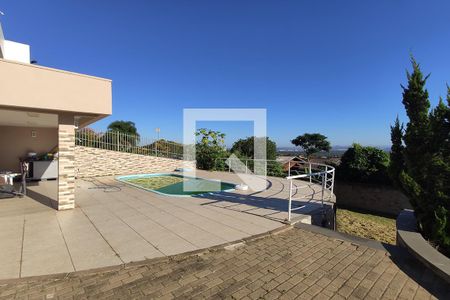 Casa para alugar com 225m², 3 quartos e 6 vagasPiscina