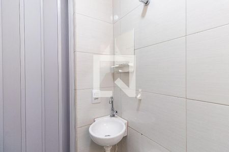 Banheiro de apartamento para alugar com 1 quarto, 12m² em Cangaiba, São Paulo