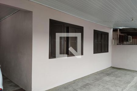 Casa à venda com 80m², 2 quartos e 1 vagaFachada